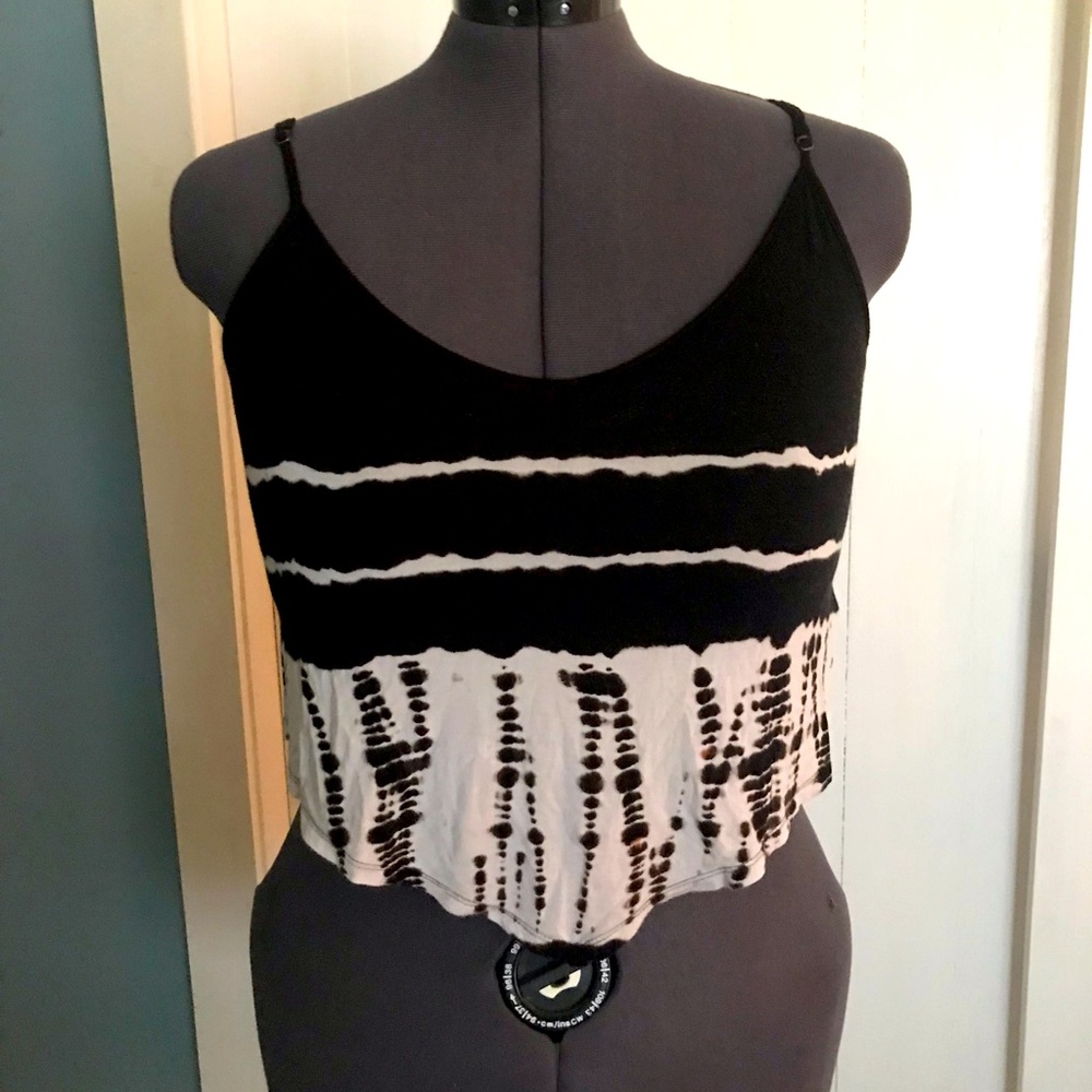 American Eagle Black and White medium Tank Top